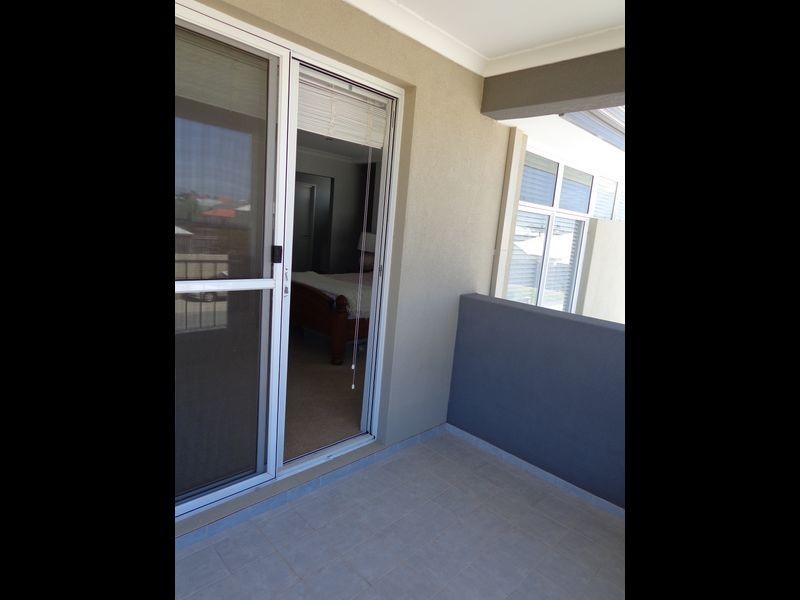 8 Carissa Turn, Halls Head WA 6210
