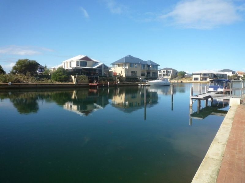 77 Avocet Island Quays, Wannanup WA 6210