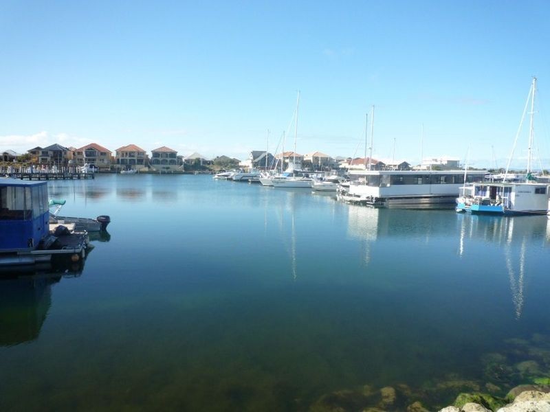 77 Avocet Island Quays, Wannanup WA 6210
