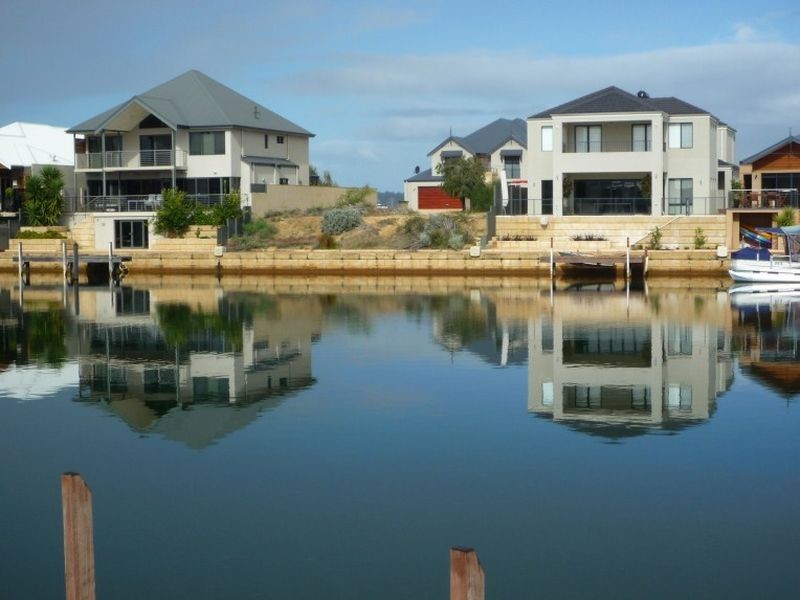 77 Avocet Island Quays, Wannanup WA 6210