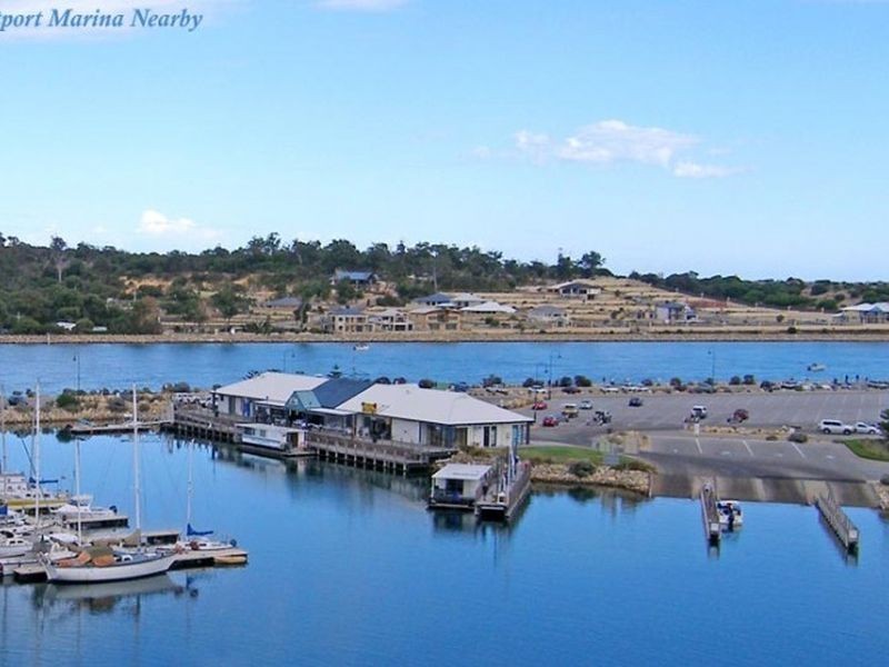 42A Linley Road, Wannanup WA 6210