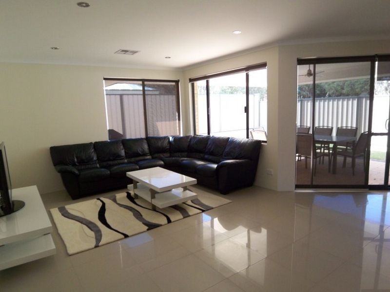 42A Linley Road, Wannanup WA 6210