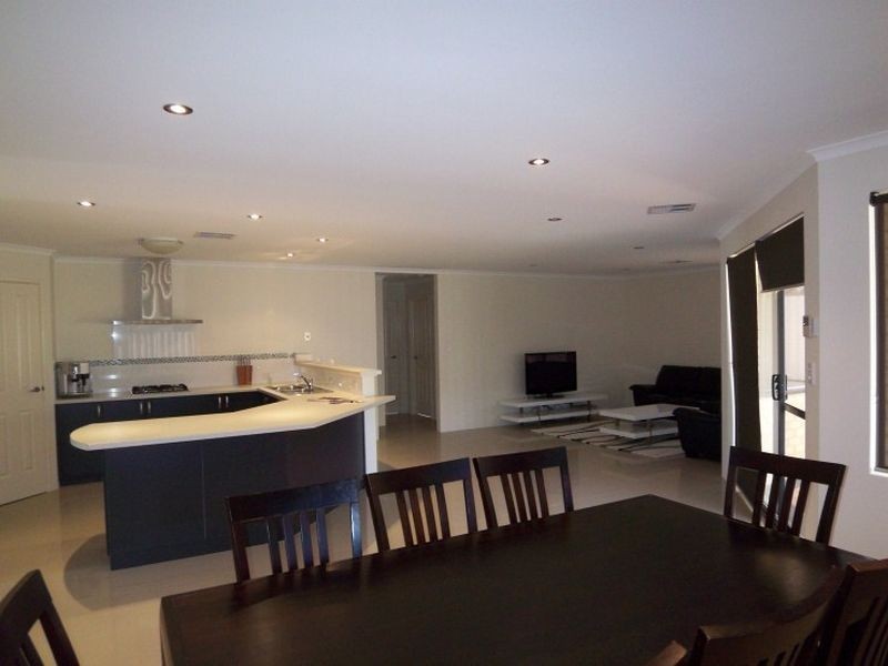 42A Linley Road, Wannanup WA 6210