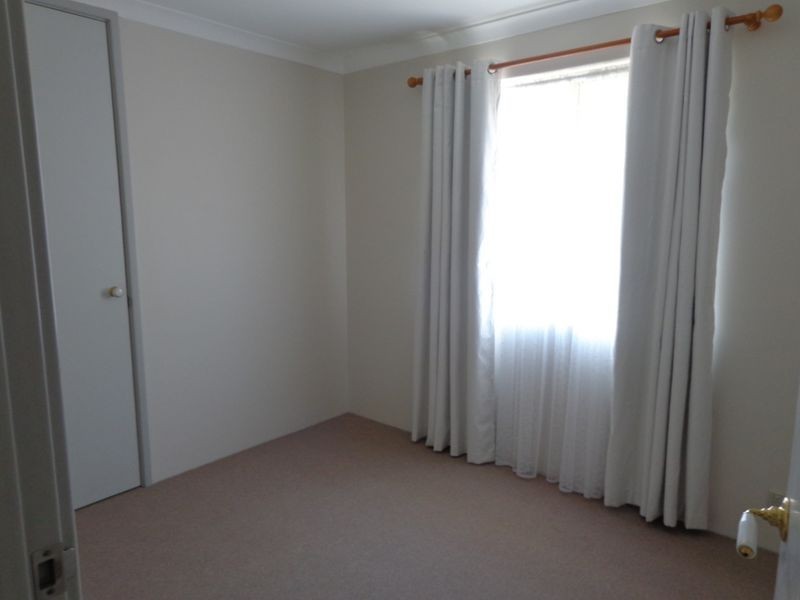 31 Tamarisk Drive, Halls Head WA 6210