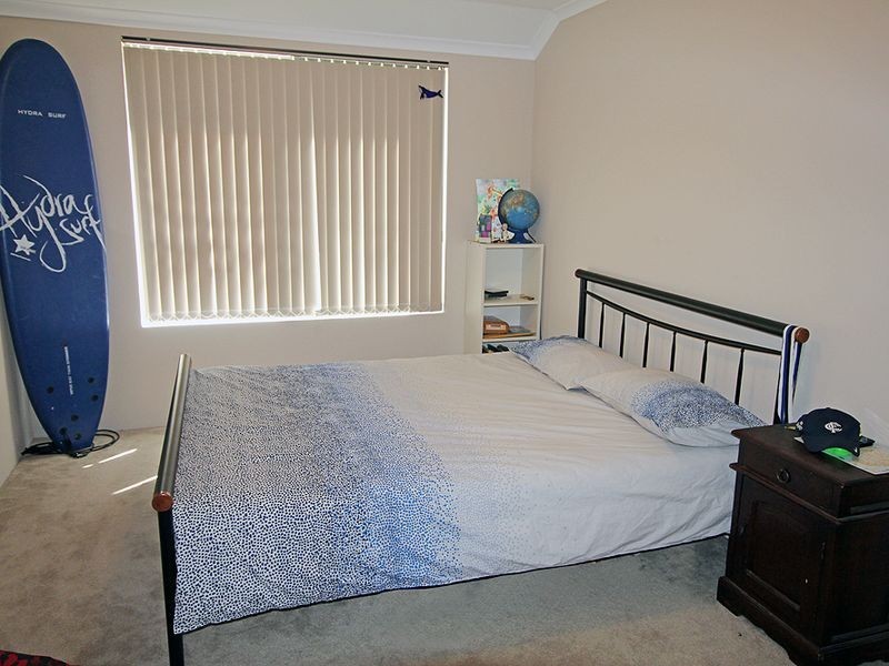 11 Breynia Link, Halls Head WA 6210