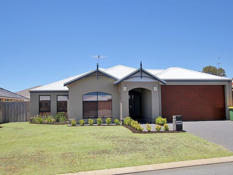 11 Breynia Link, Halls Head WA 6210