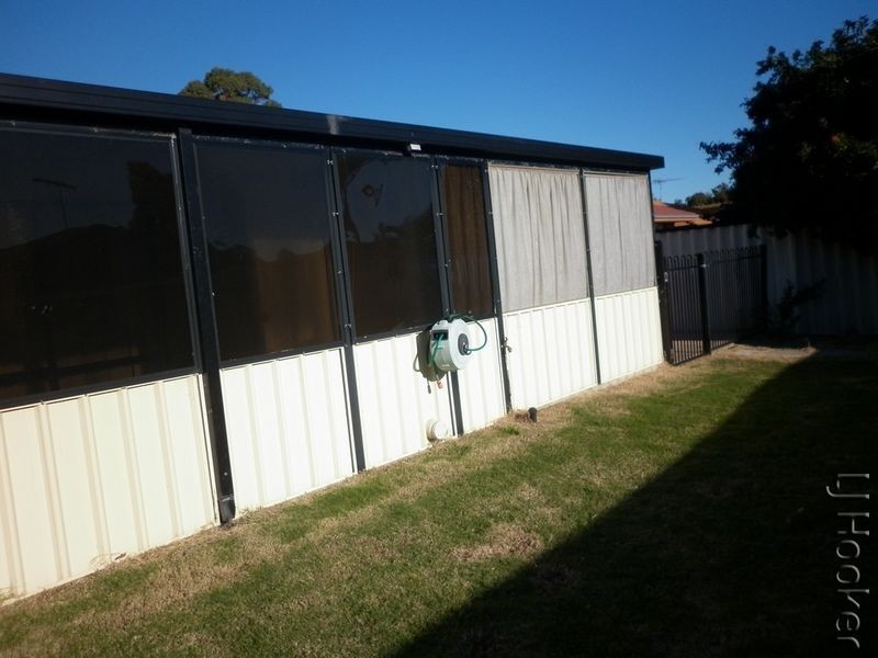 17 Cane Road, Greenfields WA 6210