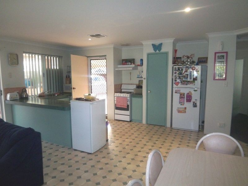 11 Dunbar Court, Meadow Springs WA 6210