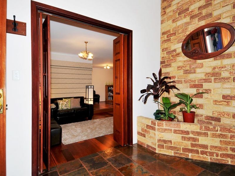 9 Pallinup Place, Dudley Park WA 6210