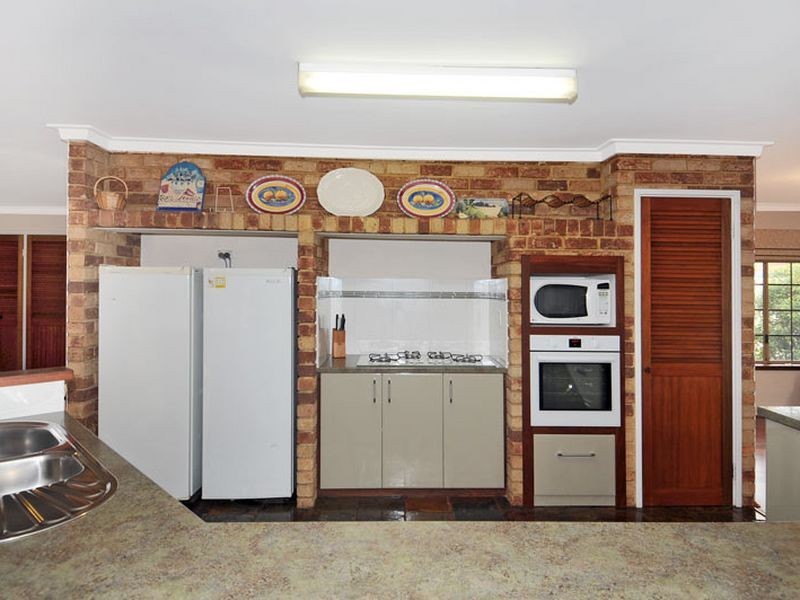 9 Pallinup Place, Dudley Park WA 6210