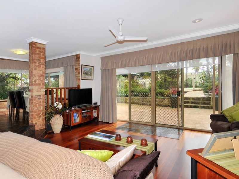 9 Pallinup Place, Dudley Park WA 6210