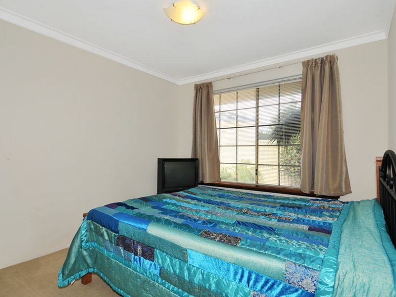 9 Pallinup Place, Dudley Park WA 6210