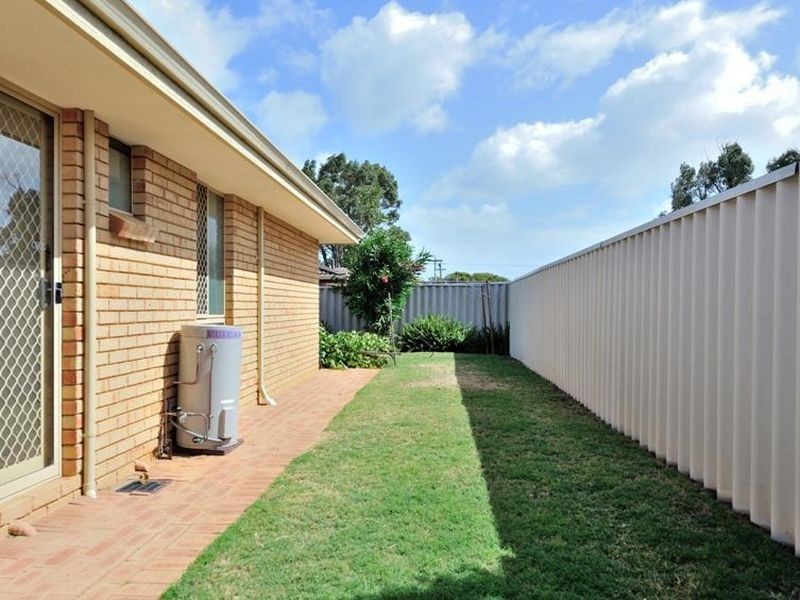 1/8 Chepstow Drive, Mandurah WA 6210