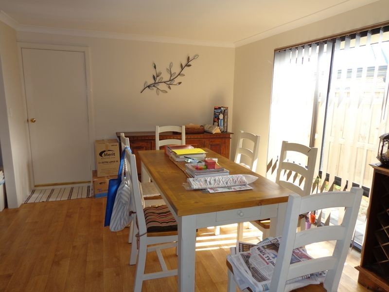 237 Peelwood Parade, Halls Head WA 6210