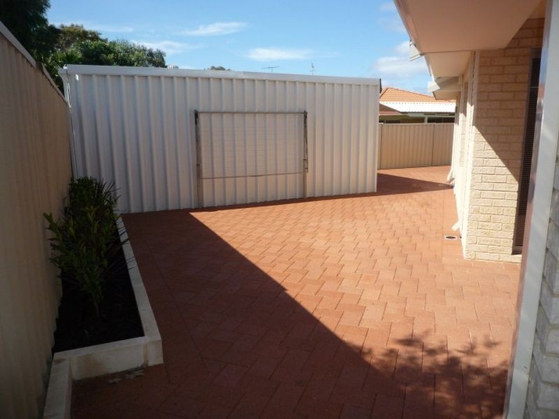 6A Raglan Close, Falcon WA 6210