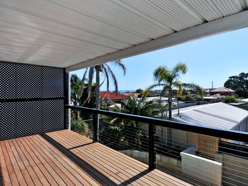 26 Hestia Place, San Remo WA 6210