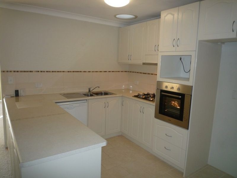 1A Berrigan Row, Halls Head WA 6210