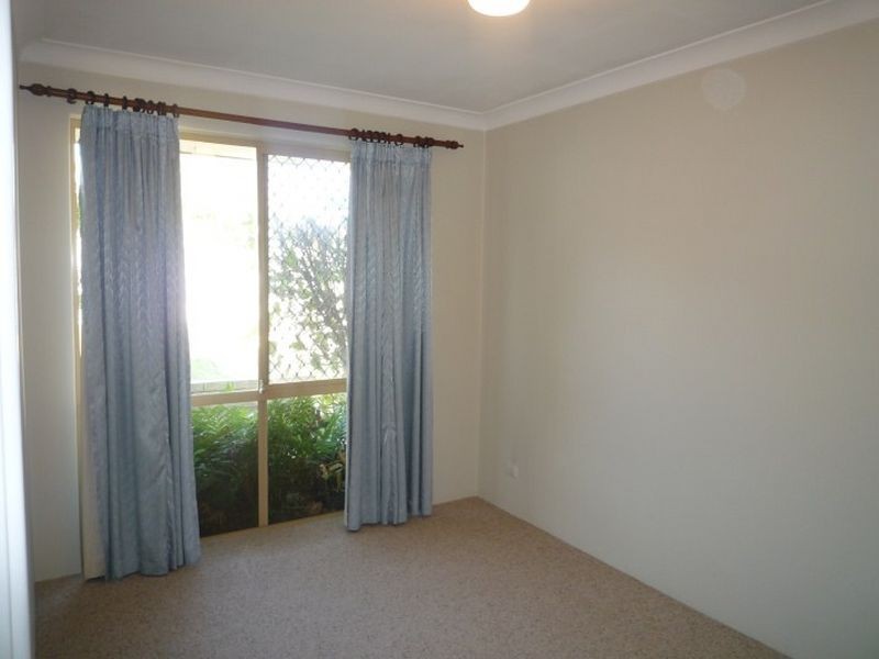 1A Berrigan Row, Halls Head WA 6210