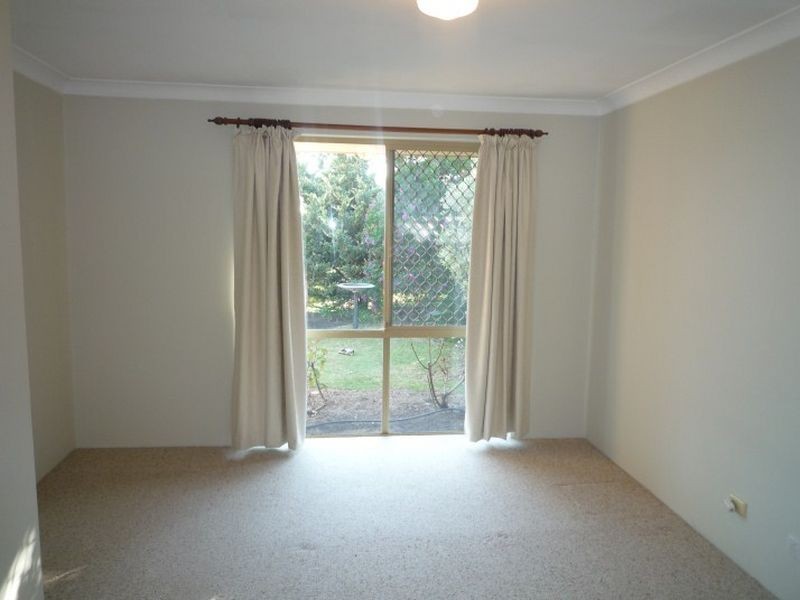 1A Berrigan Row, Halls Head WA 6210