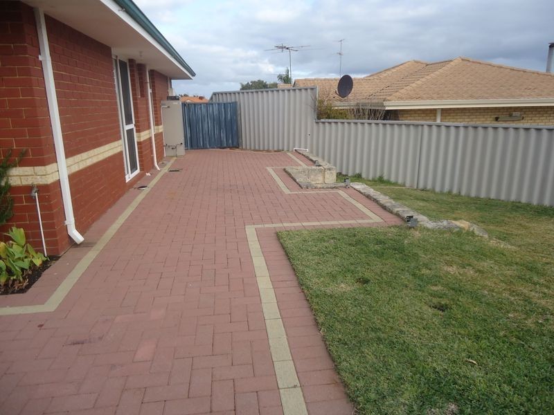 6A Bucentaur Place, Halls Head WA 6210