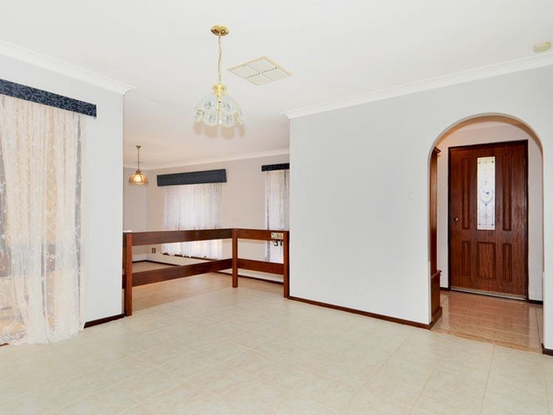 7 Stoner Court, Mandurah WA 6210
