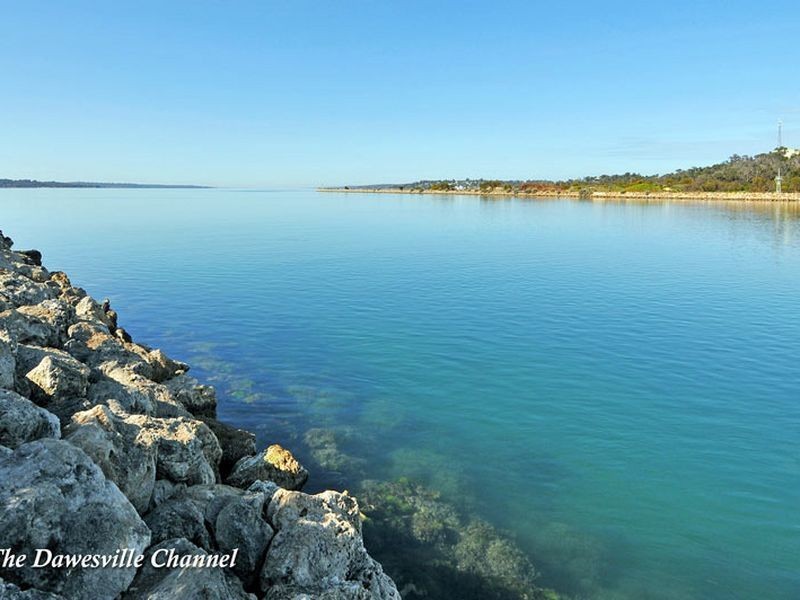 7 Batavia Avenue, Wannanup WA 6210