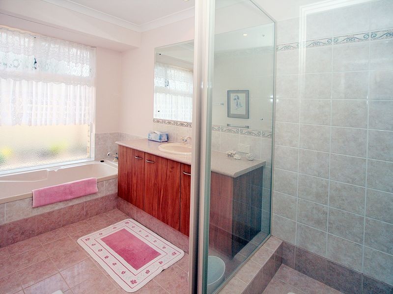 7 Batavia Avenue, Wannanup WA 6210