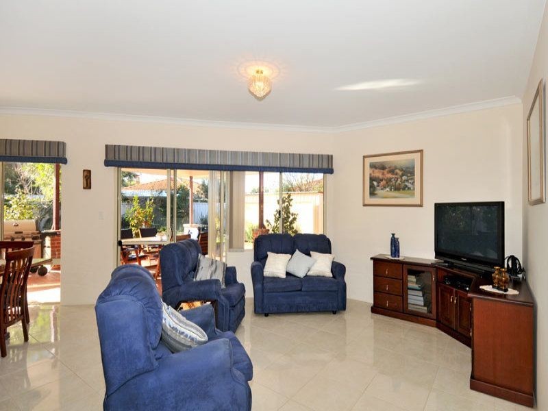 24 Wayford Mews, Erskine WA 6210