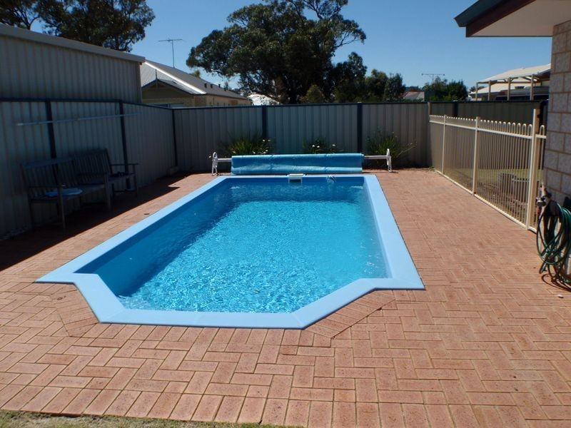 101 Meadow Springs Drive, Meadow Springs WA 6210