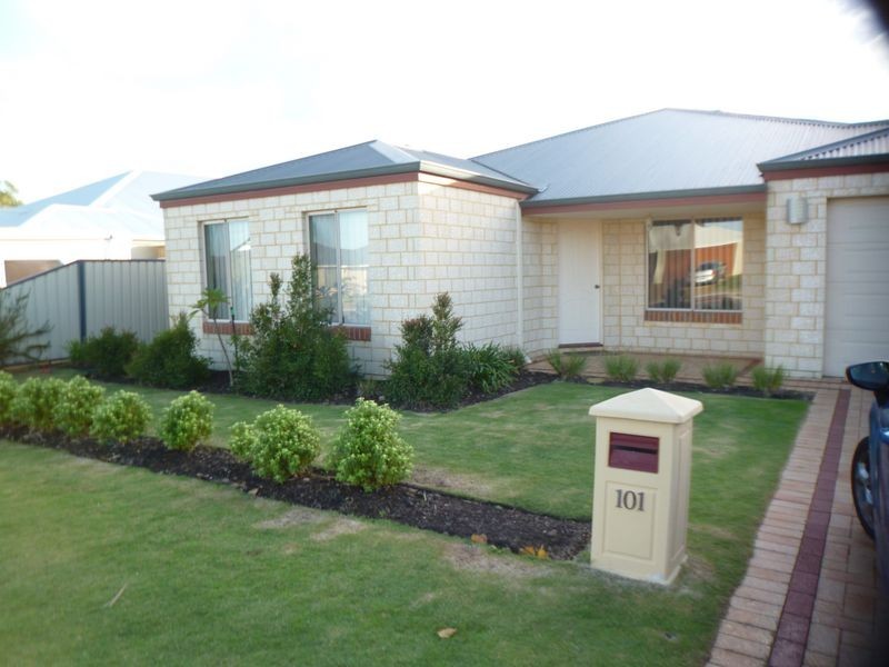 101 Meadow Springs Drive, Meadow Springs WA 6210