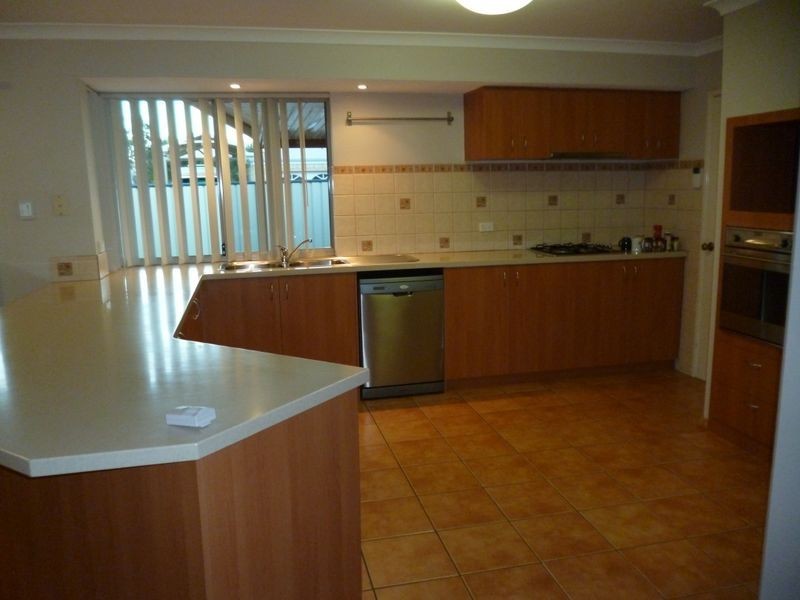 101 Meadow Springs Drive, Meadow Springs WA 6210