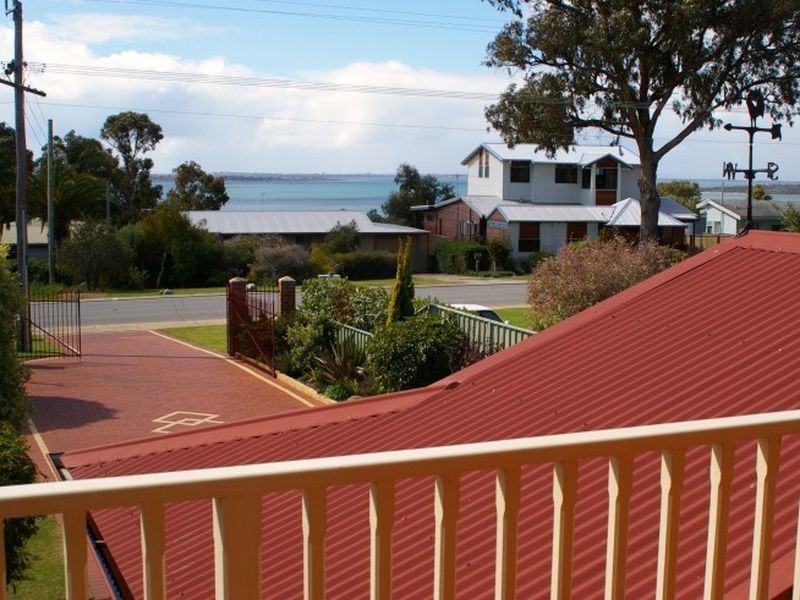 27B Dawesville Road, Dawesville WA 6211