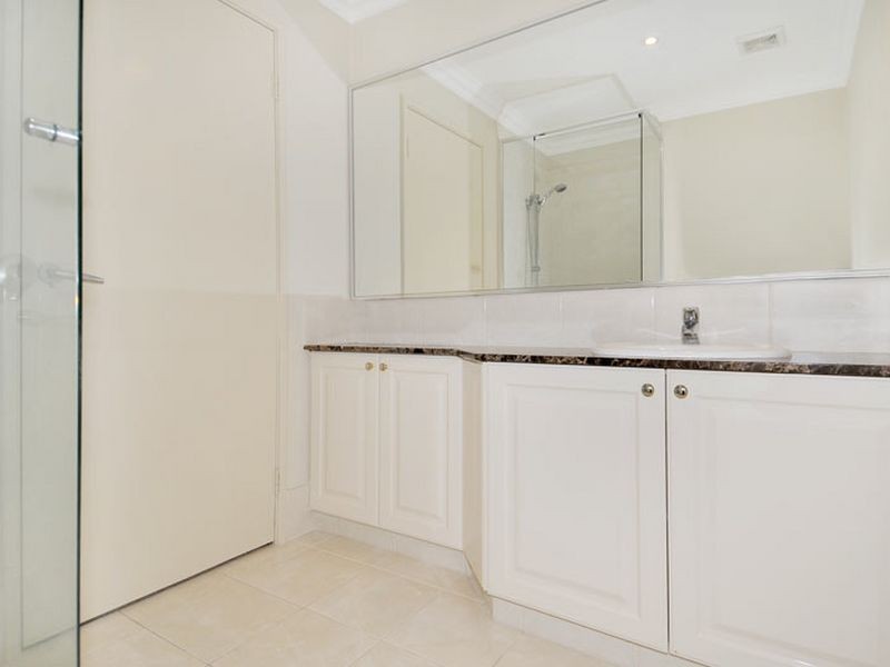 1/37 Dolphin Drive, Mandurah WA 6210