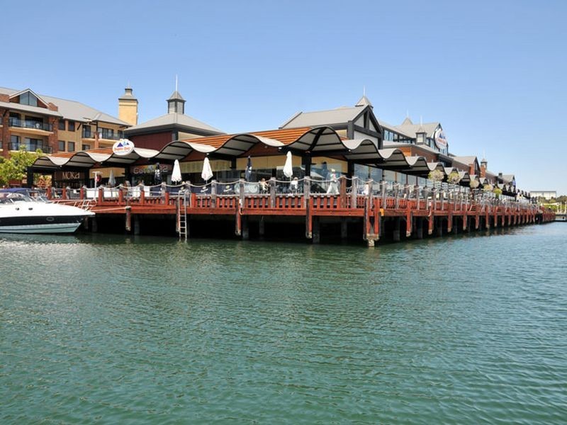 1/37 Dolphin Drive, Mandurah WA 6210