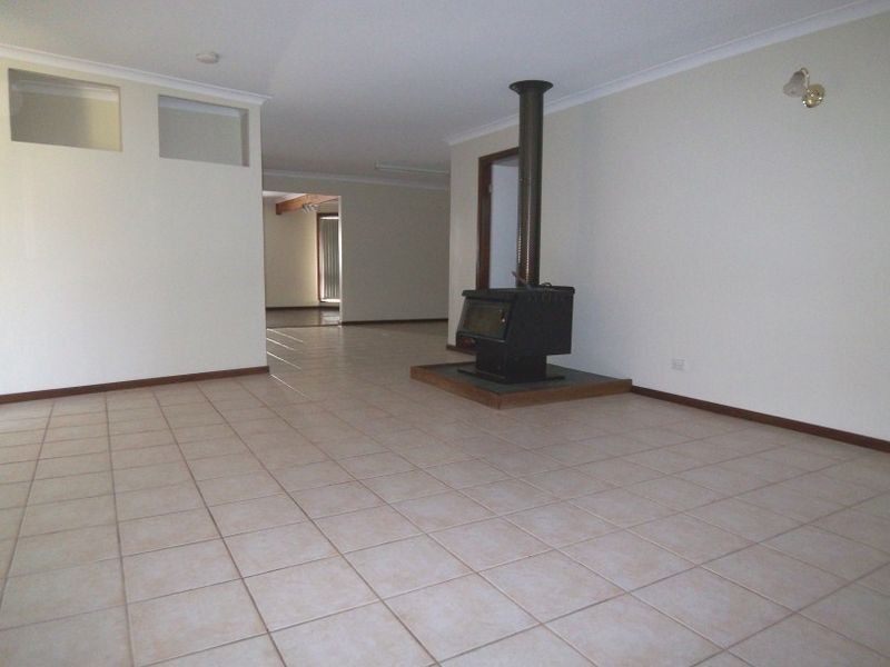 5 York Road, Furnissdale WA 6209