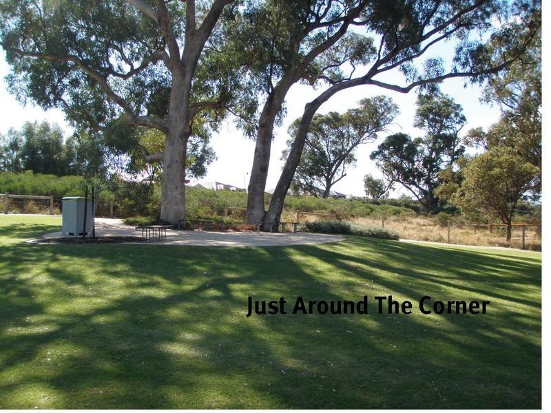 20 Garcia Loop, Lakelands WA 6180