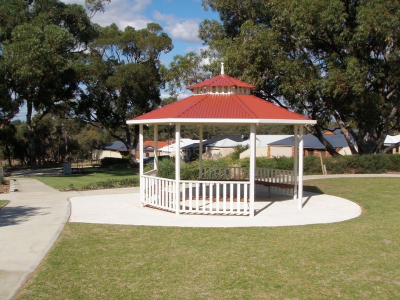 20 Garcia Loop, Lakelands WA 6180