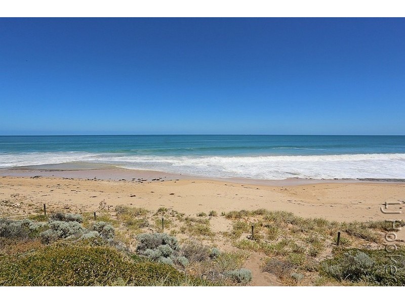 11 Sandy Cove, Halls Head WA 6210