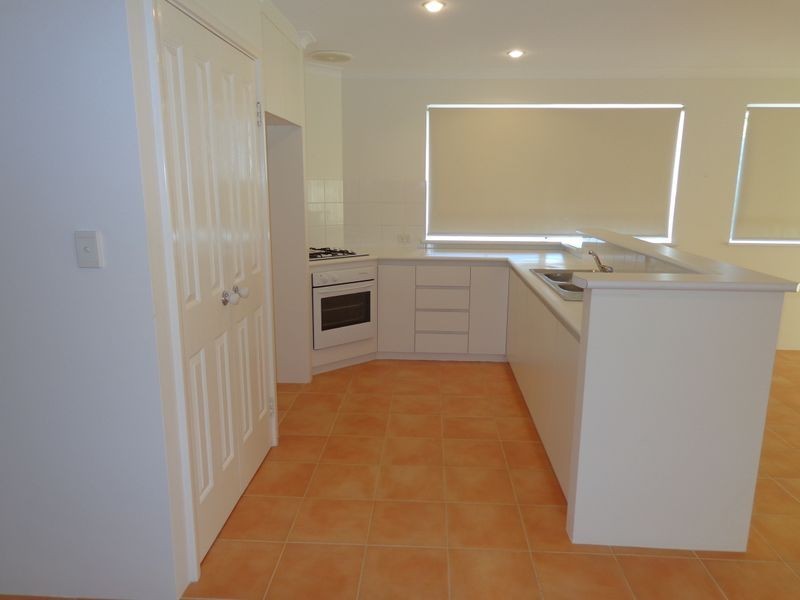 25B Janis Street, Halls Head WA 6210