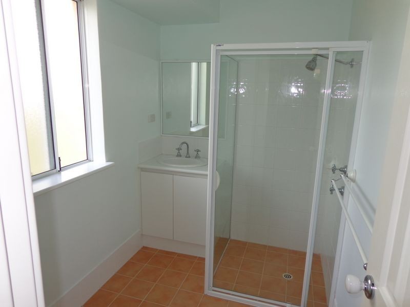 25B Janis Street, Halls Head WA 6210