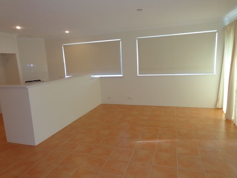 25B Janis Street, Halls Head WA 6210