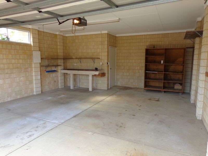 25B Janis Street, Halls Head WA 6210