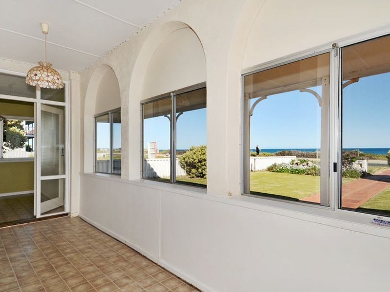 204 Ormsby Terrace, Silver Sands WA 6210