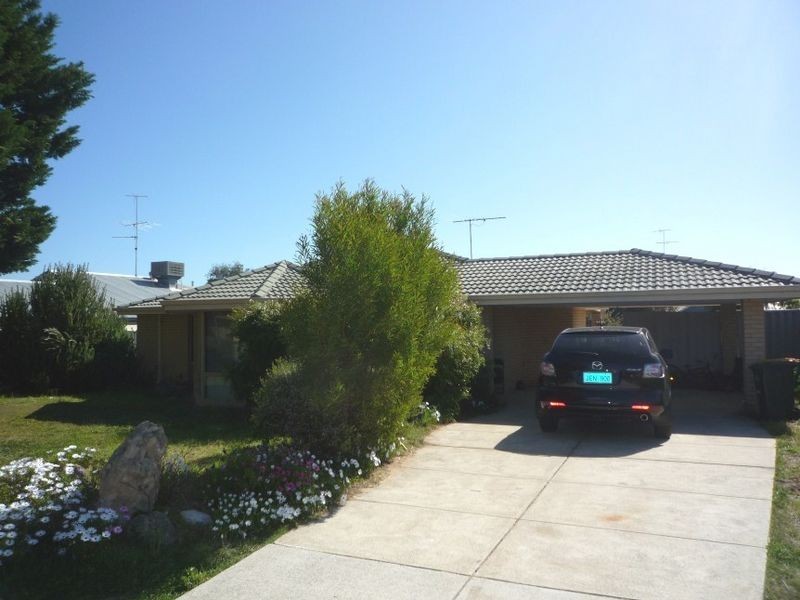 199 Mclarty Road, Halls Head WA 6210