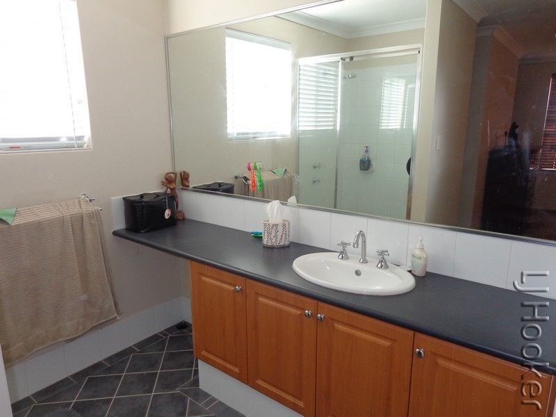 77 Kiap Road, South Yunderup WA 6208