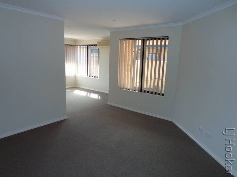 3 Fairsky Parade, Wannanup WA 6210