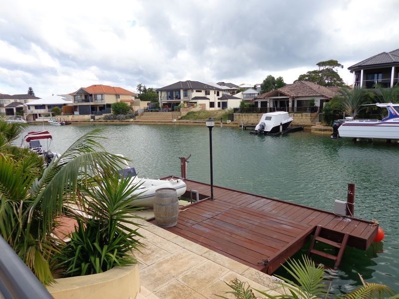 3 Avocet Island Quays, Wannanup WA 6210