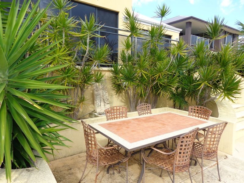 3 Avocet Island Quays, Wannanup WA 6210
