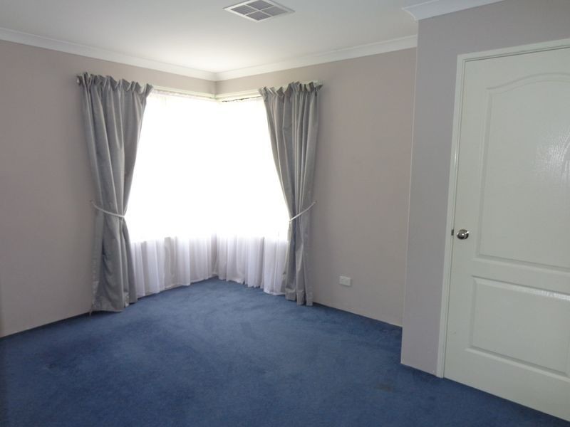 20 Three Bears Loop, Secret Harbour WA 6173