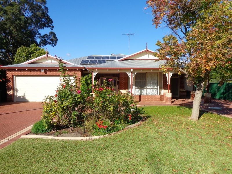 16 Karrul Way, Greenfields WA 6210